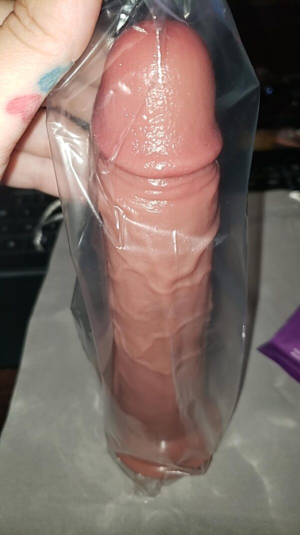 Sex Toys Dildo 7.8 Inch Realistic Silicone Dildo